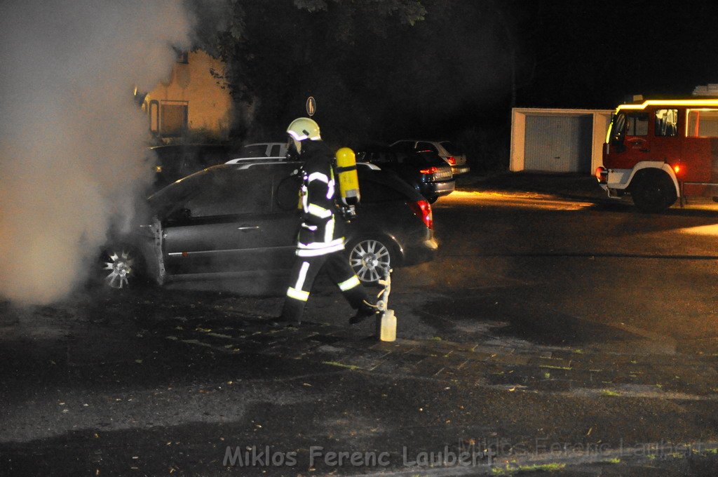 Wieder brennende Autos in Koeln Hoehenhaus P031.JPG